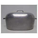 Large Vintage WAGNER Magnalite Aluminum Roaster w/Lid