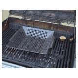Quality Working BROILMASTER Premium Gas Grill w/Brand New Accessories