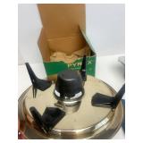 New or Like New Vintage PYREX Avocado Green & Gold Zodiac Casserole Dish Complete in Original Box!