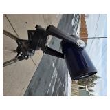 Excellent Condition MEADE Telescope w/Tripod