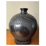 INCREDIBLE Lidia Lucero Black on Black Mata Ortiz Pot Vase
