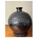 INCREDIBLE Lidia Lucero Black on Black Mata Ortiz Pot Vase