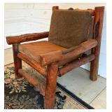 Log Chair with cloth pads