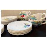 Set of 4 Westmoreland Luncheon Plates and Cups