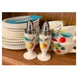 Set of 4 Westmoreland Luncheon Plates and Cups