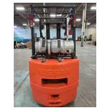Nissan 50 LP 5000lb Forklift