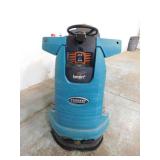 Tennant T7 AMR Ride-On Scrubber