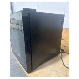 Avanti SBCA017G Beverage Cooler