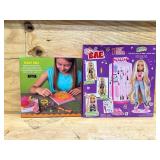 Style Bae and Tropical String Art toy (lot of 2)