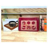 Various home decor (lot of 6)