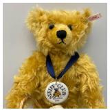 Vintage 1997/98 STEIFF Club Edition (Gold Blond 34) Ear Tag #420108 (03633) New Old Stock With COA