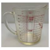 Vintage Pyrex 1 Cup And Fire King 1 Quart Glass Measuring Cups