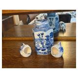 Blue and White Porcelain Hexagonal Jar with Lid and 2 Fish-Shaped Bowls