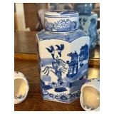 Blue and White Porcelain Hexagonal Jar with Lid and 2 Fish-Shaped Bowls