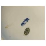 Blue and White Porcelain Hexagonal Jar with Lid and 2 Fish-Shaped Bowls