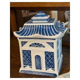 Willow Blue Collectables Pagoda Cookie Jar with Certificate