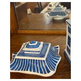 Willow Blue Collectables Pagoda Cookie Jar with Certificate