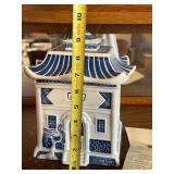 Willow Blue Collectables Pagoda Cookie Jar with Certificate