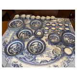 Blue Willow China Dinnerware Set with Plates, Bowls, Cups and Serving Pieces - 8 Place Settings