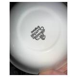 Blue Willow China Dinnerware Set with Plates, Bowls, Cups and Serving Pieces - 8 Place Settings