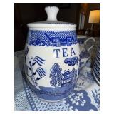 Blue Willow China Dinnerware Set with Plates, Bowls, Cups and Serving Pieces - 8 Place Settings