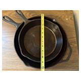 Set of 2 Lodge Cast Iron Skillets 10.5 Inch and 7 Inch