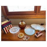 Collection of Vintage Decorative Glassware and Trinkets