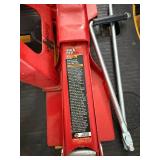 Oregon 1.5 Ton Scissor Jack with 2 Jack Stands and Carry Bag