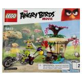 LEGO Angry Birds Movie Sets 75822 and 75823 with Minifigures and Instructions