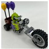 LEGO Angry Birds Movie Sets 75822 and 75823 with Minifigures and Instructions