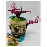 LEGO Angry Birds Movie Sets 75822 and 75823 with Minifigures and Instructions