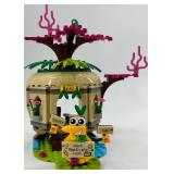 LEGO Angry Birds Movie Sets 75822 and 75823 with Minifigures and Instructions