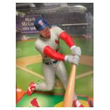 1999 Starting Lineup Series Stadium Stars Mark McGwire New in Box