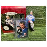 Hallmark Keepsake Ornament Wayne Gretzky with Exclusive Upper Deck/Hallmark Trading Card