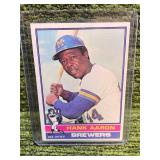 1976 Topps Hank Aaron