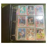 1982 Topps Baseball Set in Binder #1-792