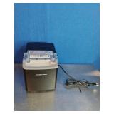 Hamilton Beach Countertop Ice Maker with Easy-Carry Handle.