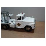 Vintage Tonka Hydraulic Aerial Ladder Fire Truck