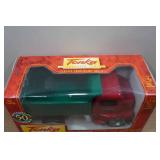 Tonka 1:18 Scale 1949 Dump Truck