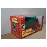 Tonka 1:18 Scale 1949 Dump Truck