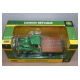 Spec-cast 1:25 Scale John Deere Truck Replica