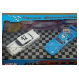 Hot Wheels the Petty Racing Family Set