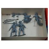 Vintage Lead Cannon & Soldiers