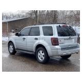 2010 FORD ESCAPE XLT *All Wheel Drive* (NO RESERVE)