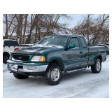 1997 FORD F-150 LARIAT *4x4 | 2 Owner | No Accidents* (NO RESERVE)