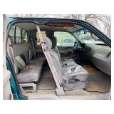 1997 FORD F-150 LARIAT *4x4 | 2 Owner | No Accidents* (NO RESERVE)