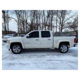 2013 CHEVROLET SILVERADO 1500 LTZ *4x4* (NO RESERVE)