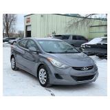 2013 HYUNDAI ELANTRA GLS (NO RESERVE)
