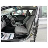 2013 HYUNDAI ELANTRA GLS (NO RESERVE)
