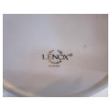 Doves, Lenox, Plateaus